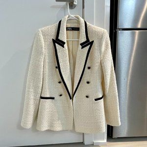 Zara White/Cream Blazer Suit Jacket (Medium)